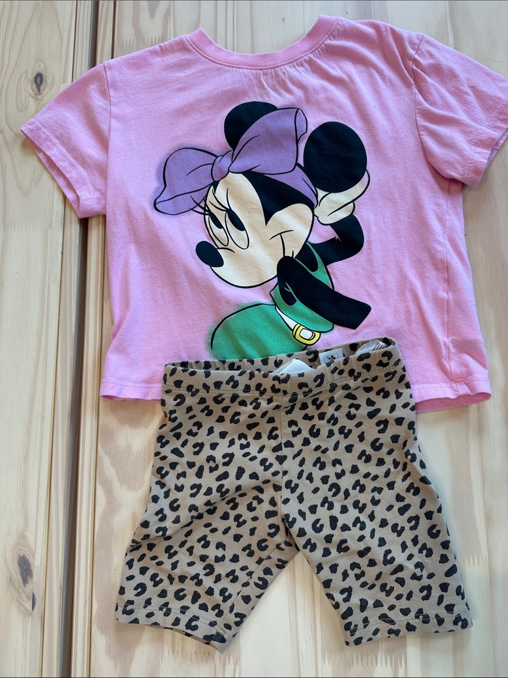 H&M Disney Set 3T Minnie Shirt with Leopard Shorts